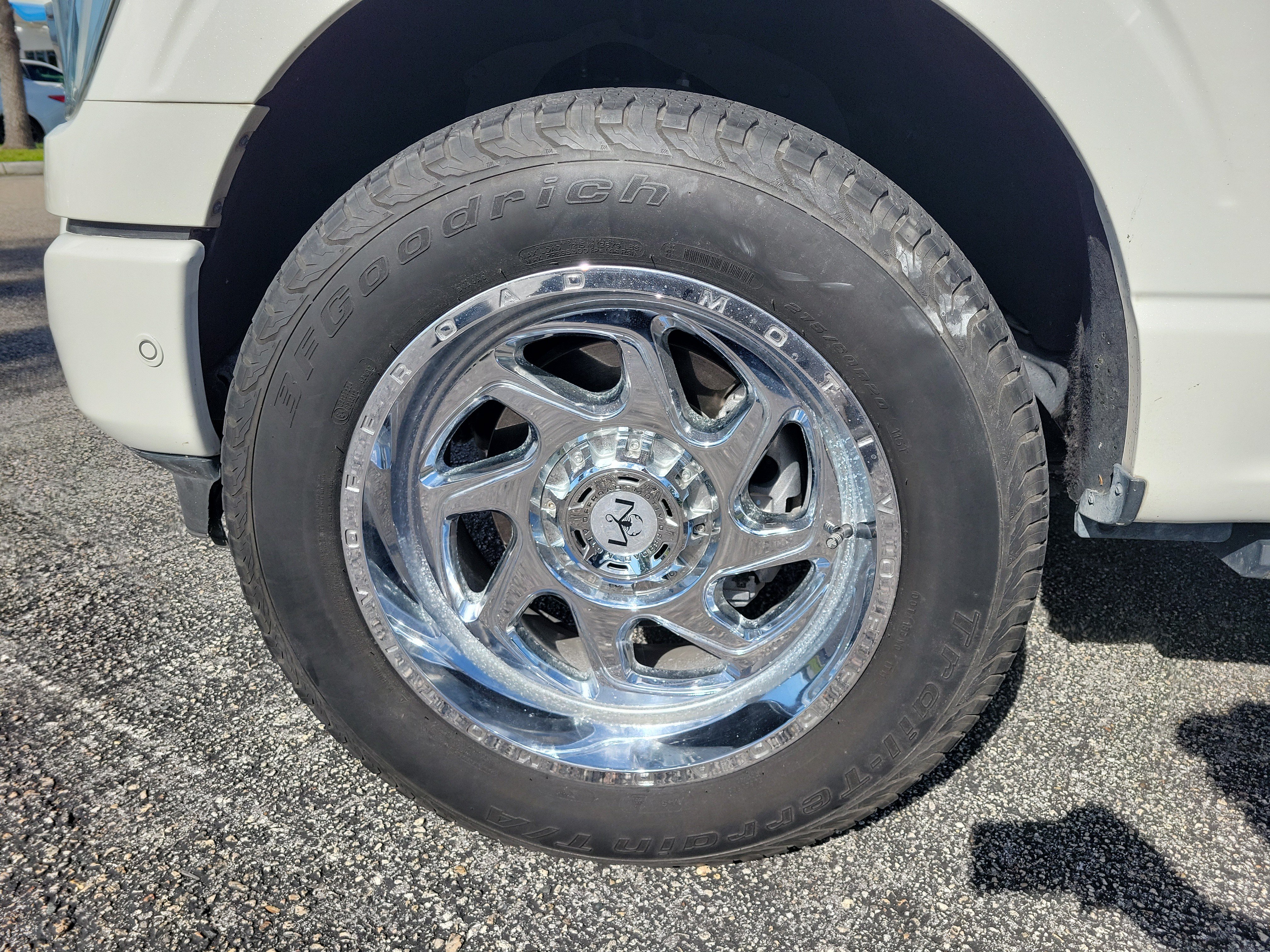 Used 2021 Ford F150 Platinum w/ Equipment Group 701A High AWD/4WD image 9