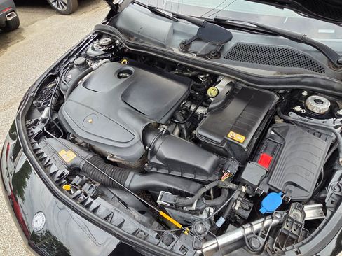 Used 2015 Mercedes-Benz CLA 250 4MATIC image 7