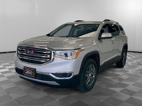 Used 2019 GMC Acadia SLT image 4