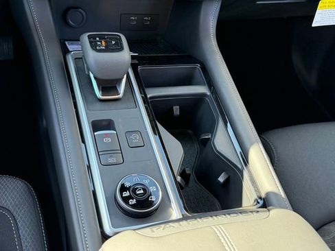 New 2026 Nissan Pathfinder SV AWD/4WD image 17