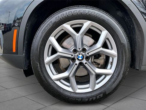 Used 2023 BMW X4 xDrive30i w/ Parking Assistance Package AWD/4WD image 10