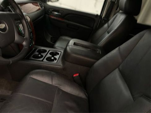 Used 2012 Chevrolet Tahoe LT image 9