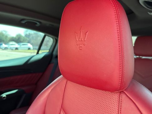 Certified 2023 Maserati Grecale Trofeo AWD/4WD image 15