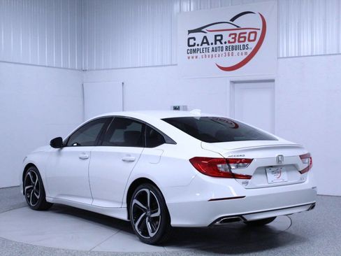 Used 2022 Honda Accord Sport image 4