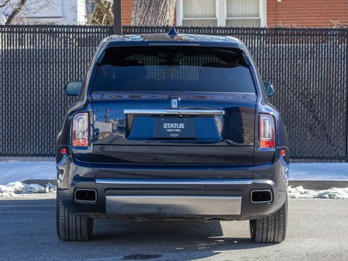 Used 2019 Rolls-Royce Cullinan AWD/4WD image 25