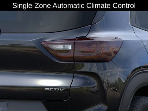 New 2026 Chevrolet TrailBlazer ACTIV AWD/4WD image 12