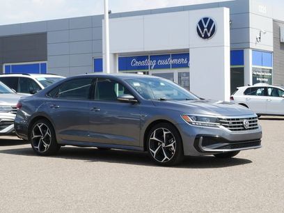Used 2021 Volkswagen Passat 2.0T R-Line