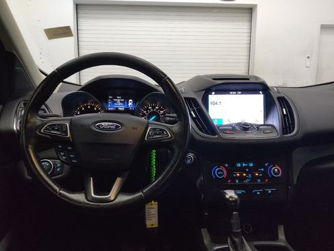 Used 2017 Ford Escape Titanium FWD image 22