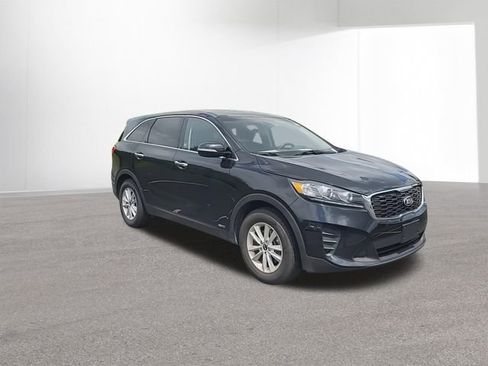 Used 2020 Kia Sorento LX AWD/4WD image 2