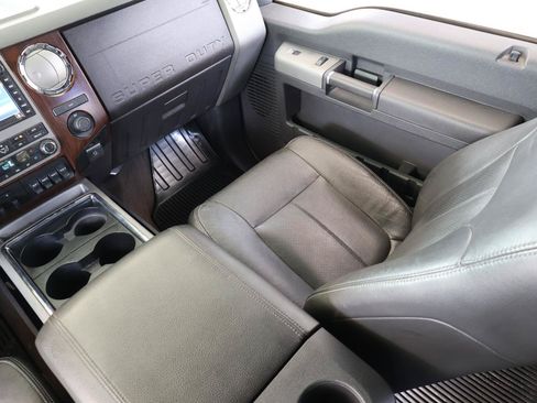 Used 2012 Ford F450 Lariat w/ Lariat Ultimate Pkg AWD/4WD image 18