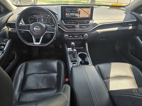 Used 2023 Nissan Altima 2.5 SL FWD image 14