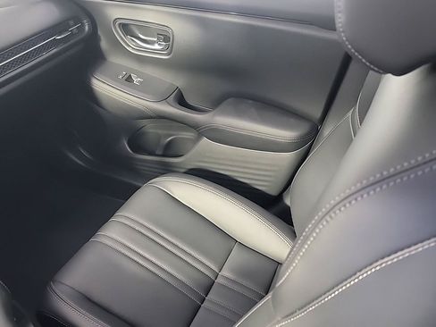 Certified 2025 Honda HR-V EX-L image 21