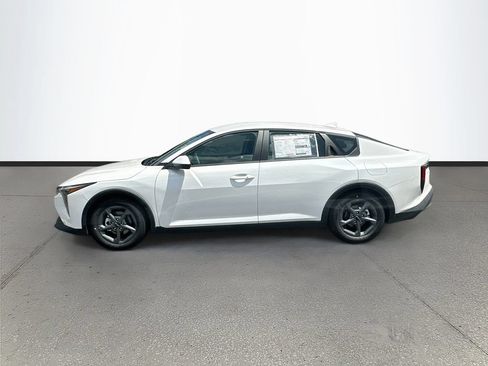 New 2026 Kia K4 FWD image 4