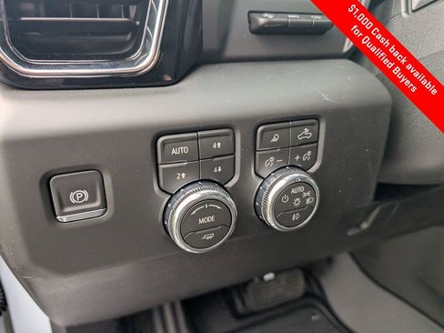 New 2026 GMC Sierra 3500 Denali w/ Denali Reserve Package image 17