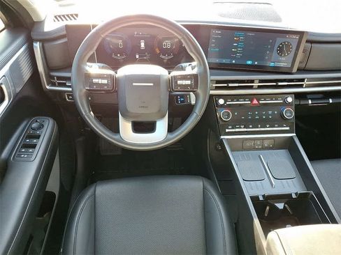 Used 2024 Hyundai Santa Fe SEL image 11