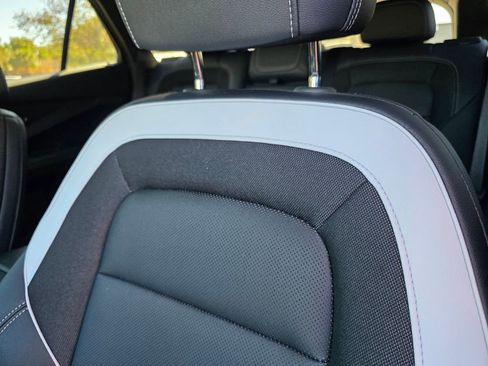 New 2025 Chevrolet Blazer EV LT image 12