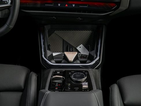 New 2025 BMW X3 xDrive30i w/ Premium Package image 10