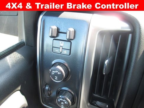 Used 2018 Chevrolet Silverado 1500 LT w/ All Star Edition AWD/4WD image 19