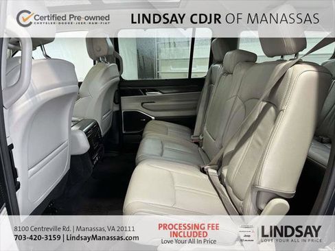 Certified 2024 Jeep Wagoneer Series II w/ Convenience Group I AWD/4WD image 22