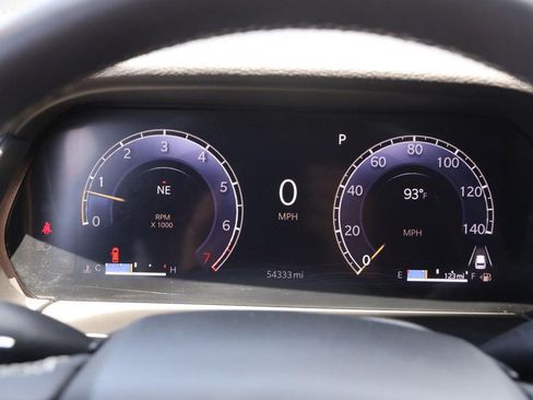 Used 2024 Jeep Grand Cherokee Altitude AWD/4WD image 14