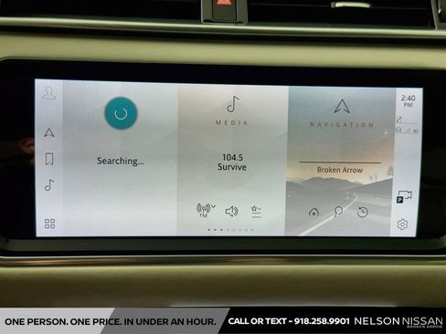 Used 2022 Land Rover Range Rover Velar R-Dynamic S AWD/4WD image 15