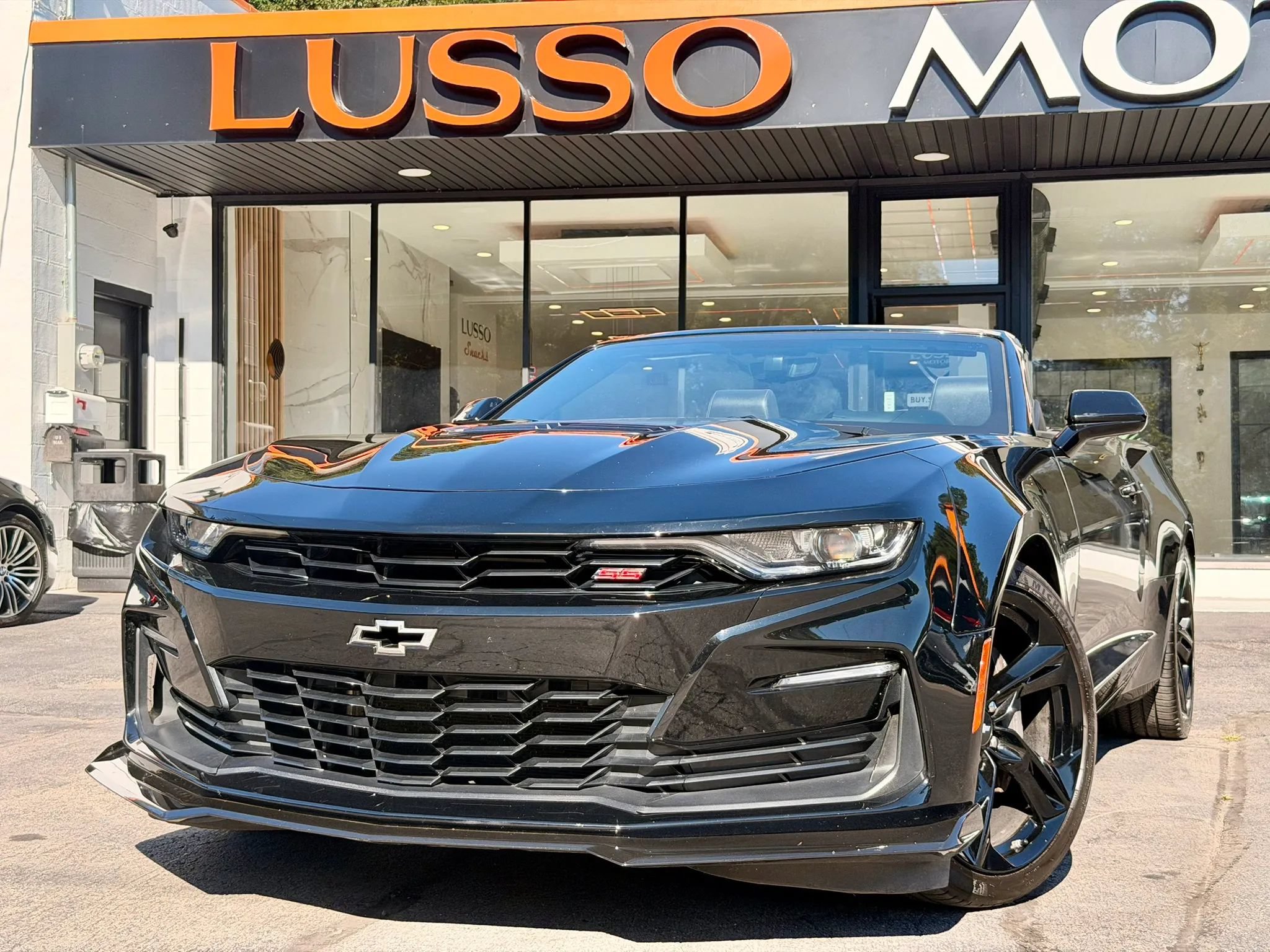 Used 2019 Chevrolet Camaro SS RWD image 1