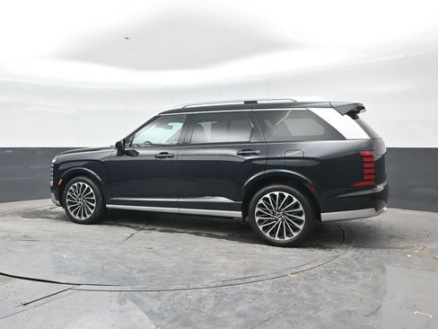 Used 2026 Hyundai Palisade Calligraphy AWD/4WD image 3