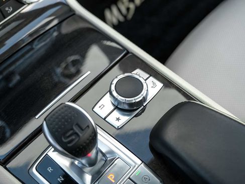 Used 2017 Mercedes-Benz SL 450 image 24