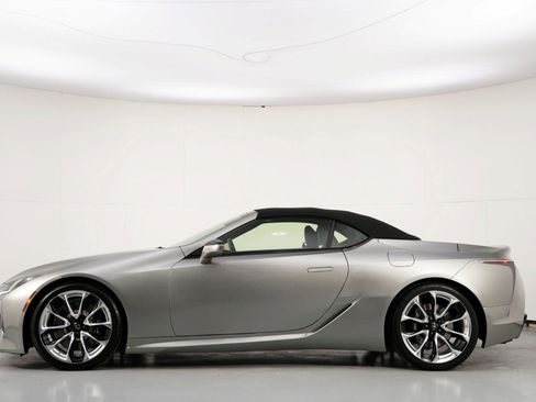 Used 2023 Lexus LC 500 Convertible image 9