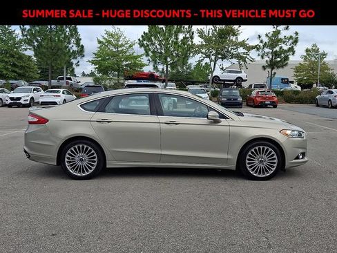 Used 2016 Ford Fusion Titanium FWD image 9
