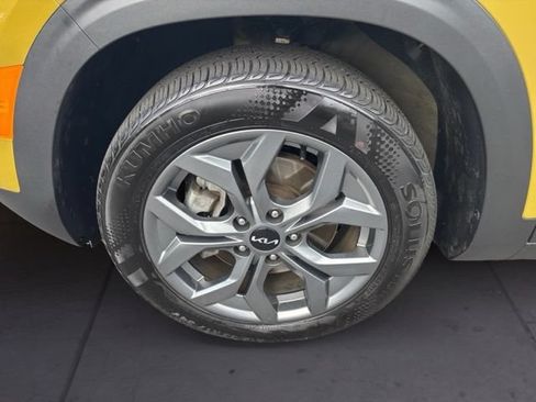 Certified 2024 Kia Seltos S AWD/4WD image 9
