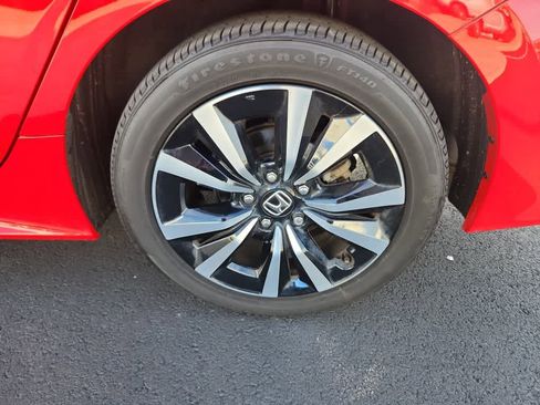 Used 2022 Honda Civic EX image 9