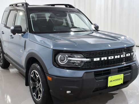 New 2025 Ford Bronco Sport Outer Banks w/ Outer Banks Tech Package+ AWD/4WD image 4