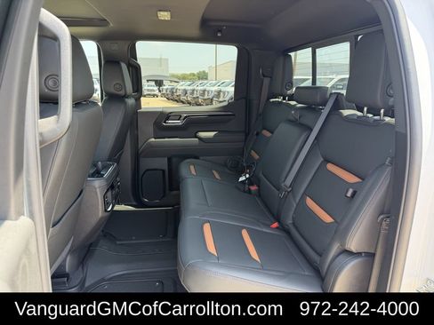 New 2026 GMC Sierra 1500 AT4 w/ AT4 Premium Package AWD/4WD image 24