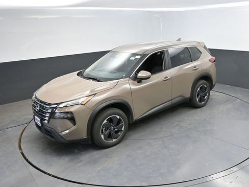 Used 2025 Nissan Rogue SV AWD/4WD image 42