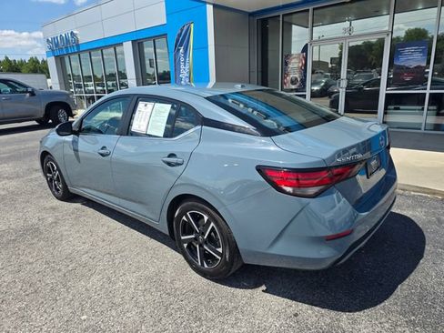 Used 2024 Nissan Sentra SV FWD image 3