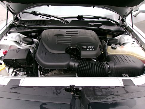 Used 2019 Dodge Challenger GT w/ Plus Package image 9