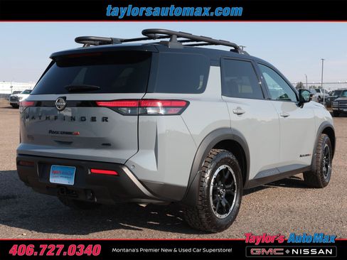 Used 2024 Nissan Pathfinder Rock Creek AWD/4WD image 4
