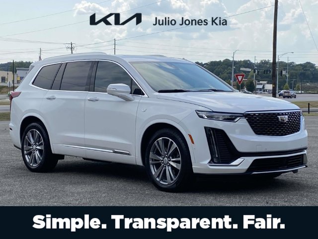 Used 2024 Cadillac XT6 Premium Luxury w/ Platinum Package FWD image 1