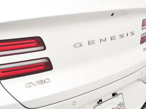 Used 2025 Genesis GV80 2.5T AWD/4WD image 36