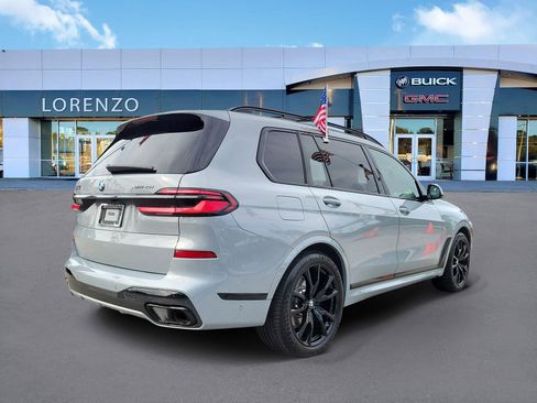 Used 2026 BMW X7 xDrive40i AWD/4WD image 5