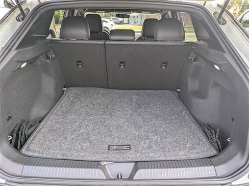 Used 2023 Volkswagen ID.4 Pro image 12