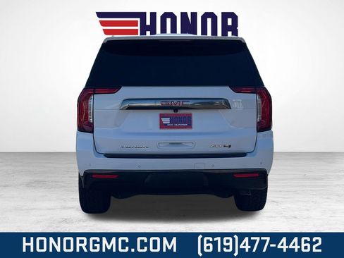 Used 2023 GMC Yukon AT4 w/ Technology Package image 4
