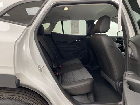 Used 2024 Chevrolet Trax LT w/ Driver Confidence Package image 14