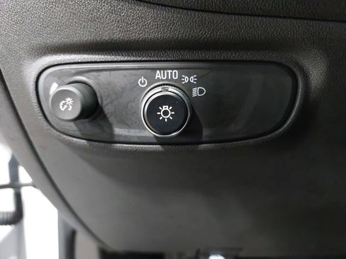 Used 2022 Chevrolet Equinox LT AWD/4WD image 27