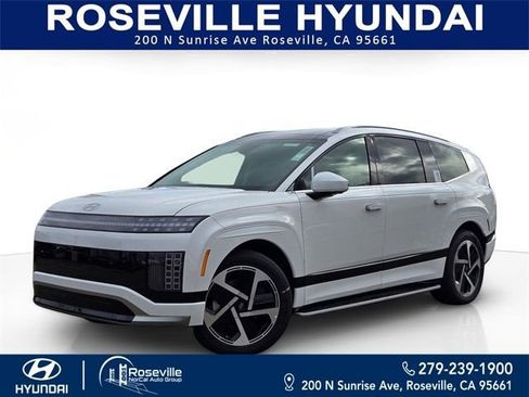 New 2026 Hyundai Ioniq 9 Calligraphy image 1