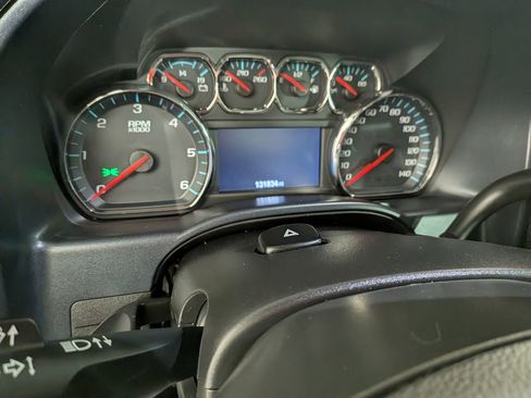 Used 2019 Chevrolet Silverado 1500 LT w/ All Star Edition image 21