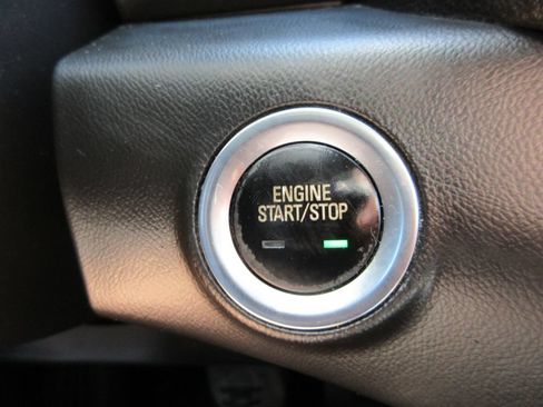 Certified 2021 GMC Terrain SLE w/ Driver Convenience Package FWD image 25