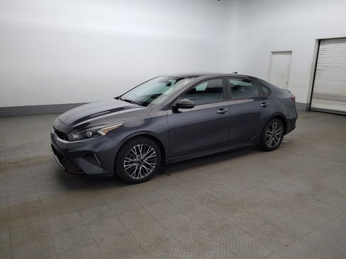 Used 2023 Kia Forte GT-Line image 2