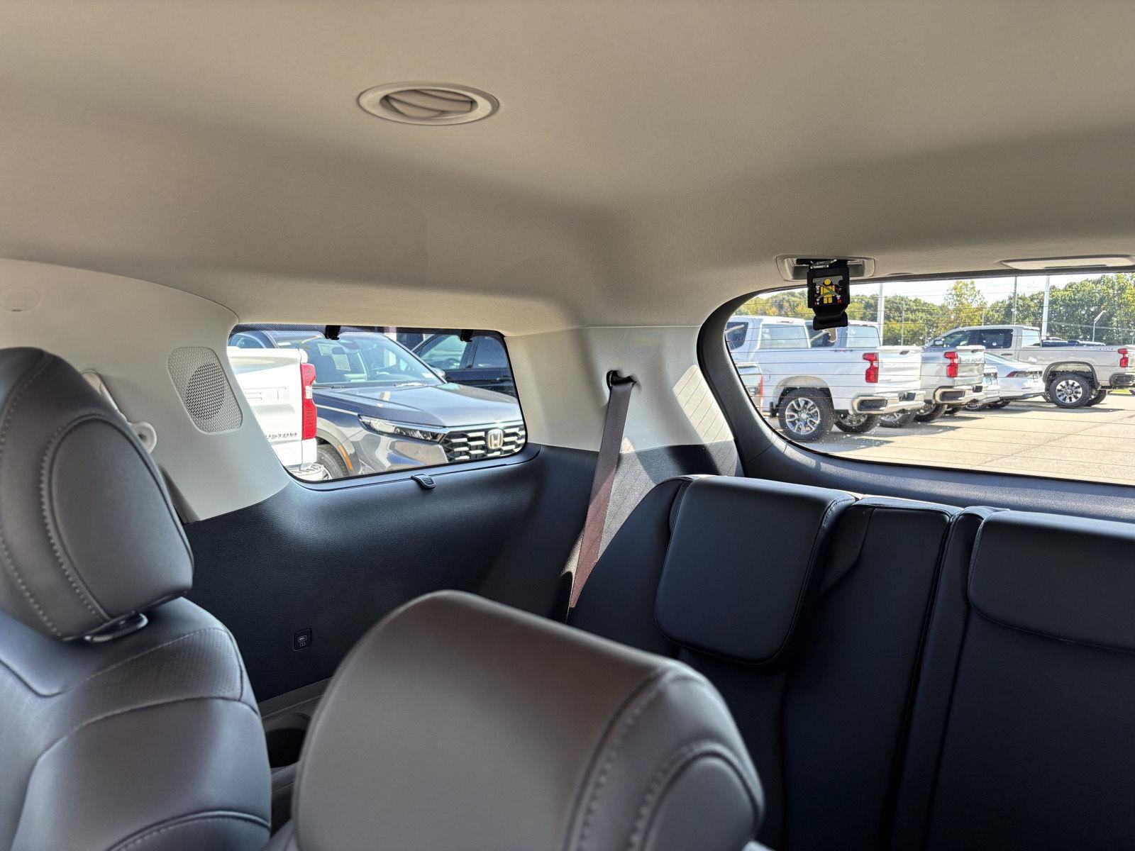 Used 2026 Kia Carnival EX FWD image 20